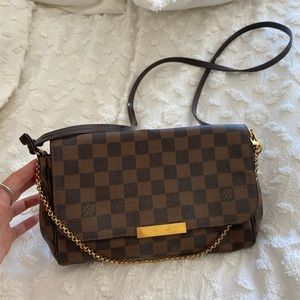 Louis Vuitton favorite handbag Damier MM